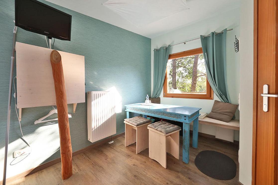 Baumhaushotel Oberbayern Jetzendorf Ruang foto